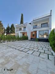 خرید ویلا 280 متری در نوشهر