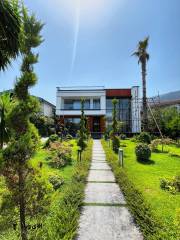 خرید ویلا  مستقل 615 متری در نوشهر