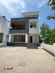 خرید ویلا شهرکی 440 متری در نوشهر