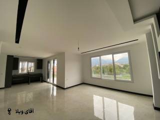 خرید ویلا 350 متری استخردار در نوشهر 