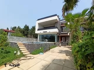 فروش ویلا نمامدرن استخردار در نوشهر  