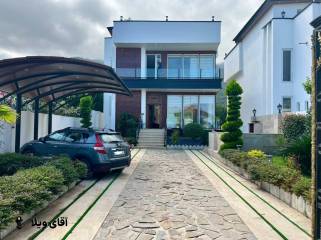 خرید ویلا استخر دار نمامدرن در نوشهر 