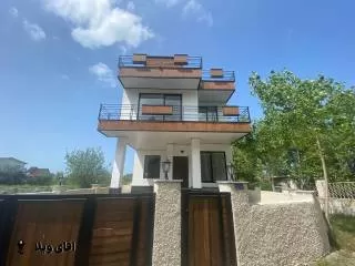 خرید ویلا دوبلکس همراه با روف گاردن در نوشهر