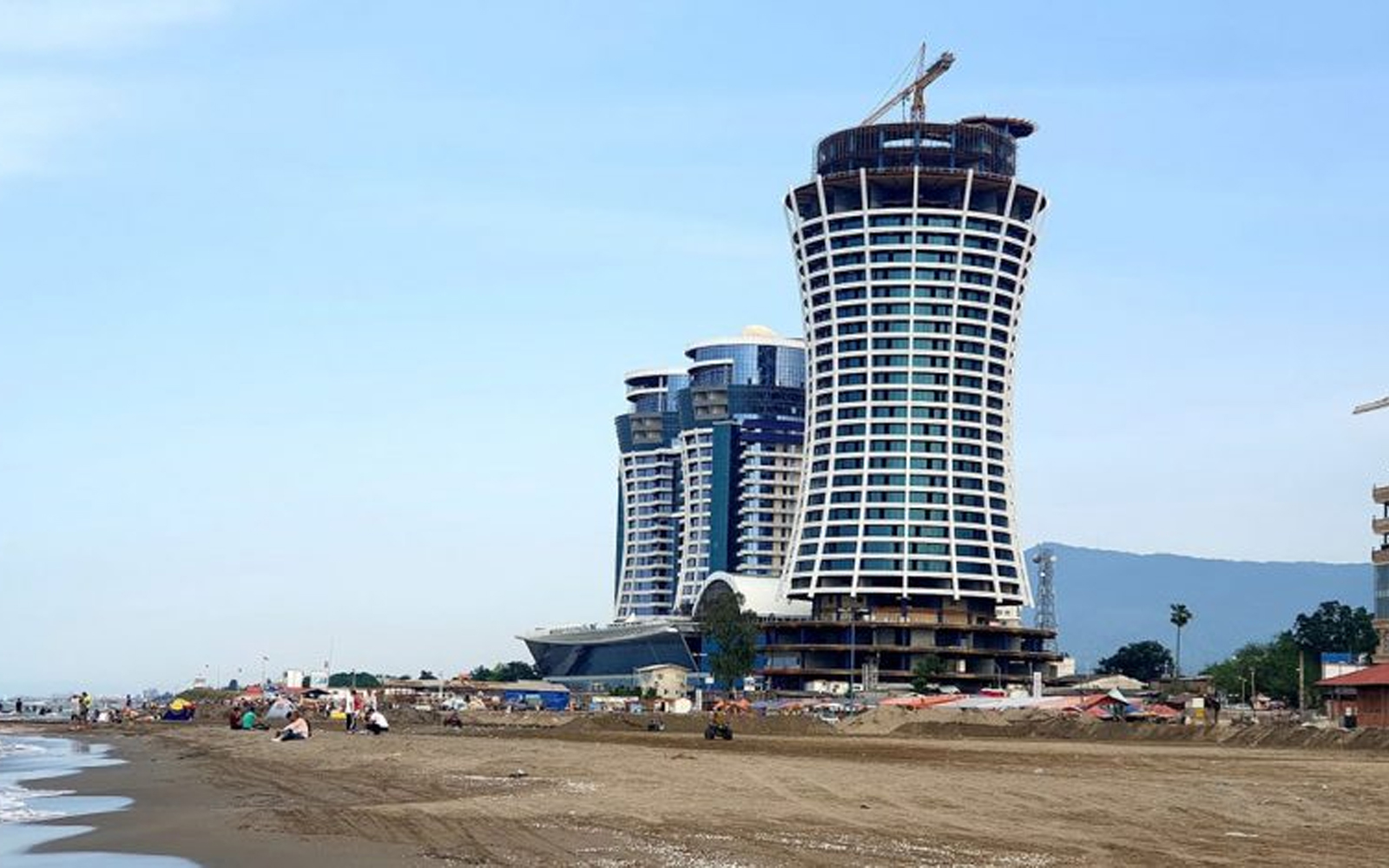 چرا ویلاهای شهرکی در متل قو بیشتر فروش میروند؟ چرا ویلاهای شهرکی در متل قو بیشتر فروش میروند؟