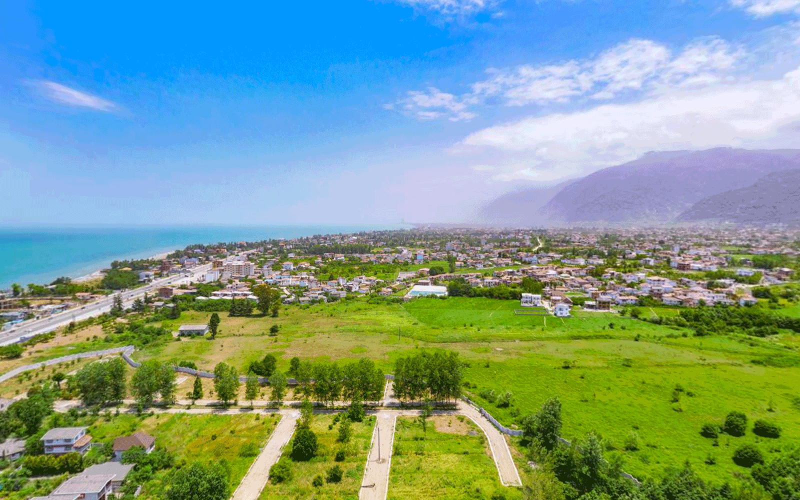 خرید زمین شهرکی در نوشهر یا خرید ویلای آماده؟ مقایسه دو انتخاب مهم در شمال