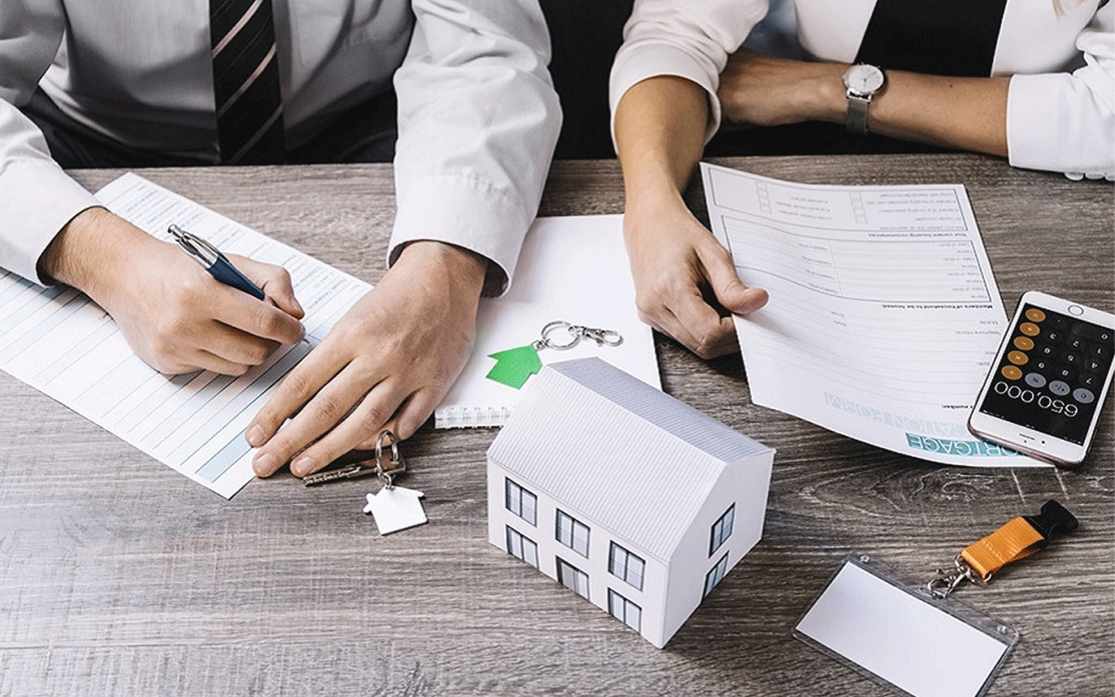 ۱۰ سوالی که باید از فروشنده قبل از خرید ویلا بپرسید ۱۰ سوالی که باید از فروشنده قبل از خرید ویلا بپرسید